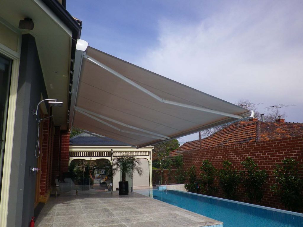 FOLDING-ARM-AWNING-13