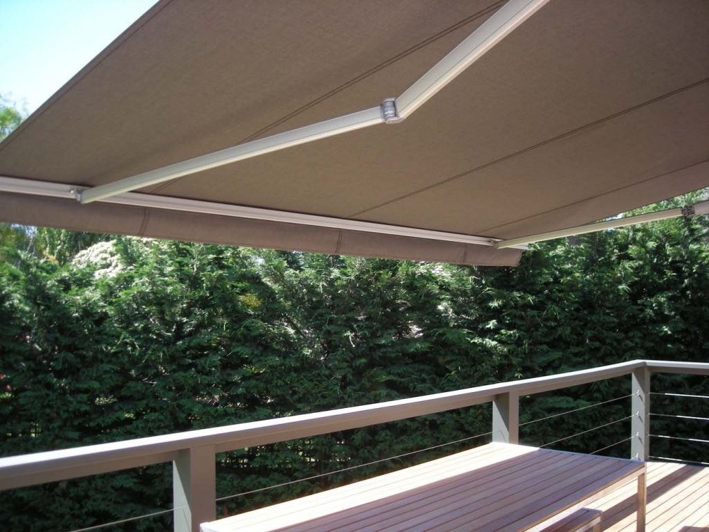 FOLDING-ARM-AWNING-7