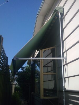 Archline Pivot Drop Arm Awning
