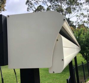 australia_semi_cassette_06 Australia Semi-Cassette Folding Arm Awning