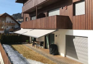 img_5181_1 (1) Yuki Folding Arm Awning System