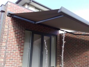 3112201402910635556401508125000 Harol BX260 Cassette Folding arm awning