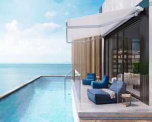 australia_04 Australia R-90 and Pitch Control Folding Arm Awning