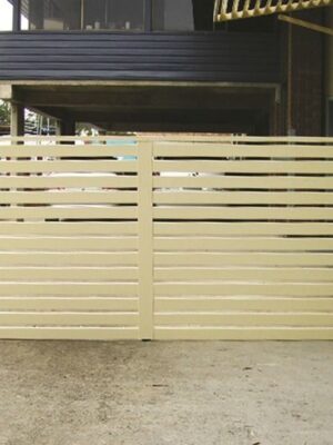 Louvre Privacy & Sun Screens