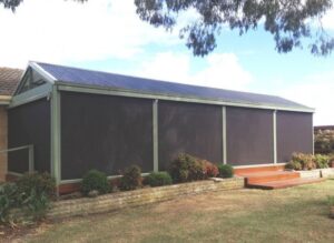 eZip Blind in Clear PVC or Screen fabric