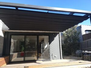 Shaderunner Retractable Shade Sail