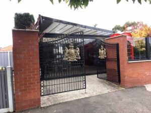 elephant_castle_back_pergolas_19_ Oztech Tera