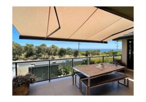 Global 2020 Semi-Cassette Folding Arm Awning