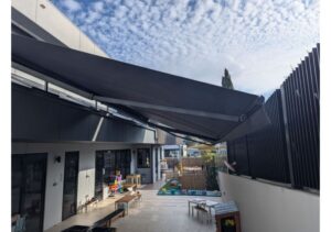 Global 2020 Semi-Cassette Folding Arm Awning