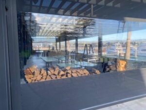 eZip Blind in Clear PVC or Screen fabric