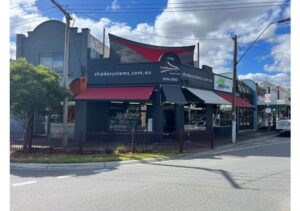 Global 2020 Semi-Cassette Folding Arm Awning