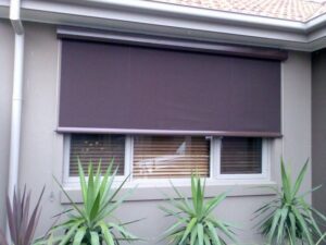 majstorovic_square_screen__3_ SunScreen Blinds