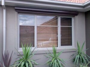 majstorovic_square_screen__5_ SunScreen Blinds