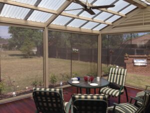 eZip Blind in Clear PVC or Screen fabric